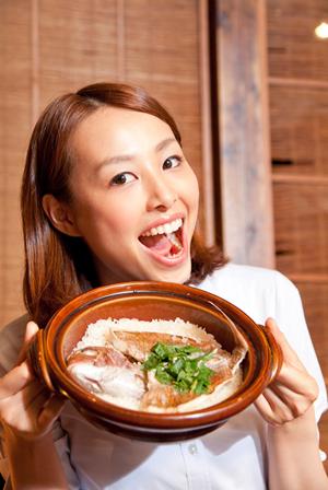 博多駅前に本店がある京風もつ鍋の店